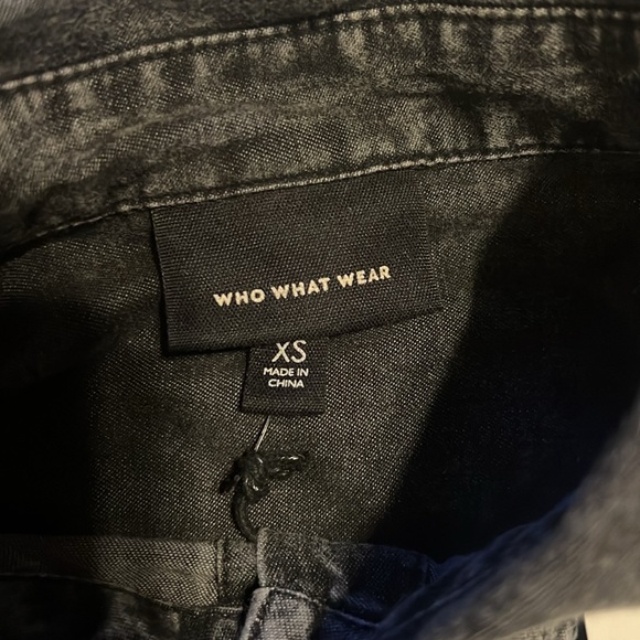 Who what wear woman’s button down ruffle top size XS NWT - Picture 7 of 8